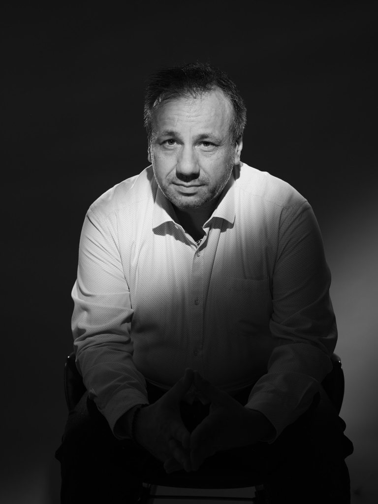 portrait corporate, studio, entreprise, photographe metz, luxembourg, Grand Est, France, reportage d'entreprise, style Harcourt, 