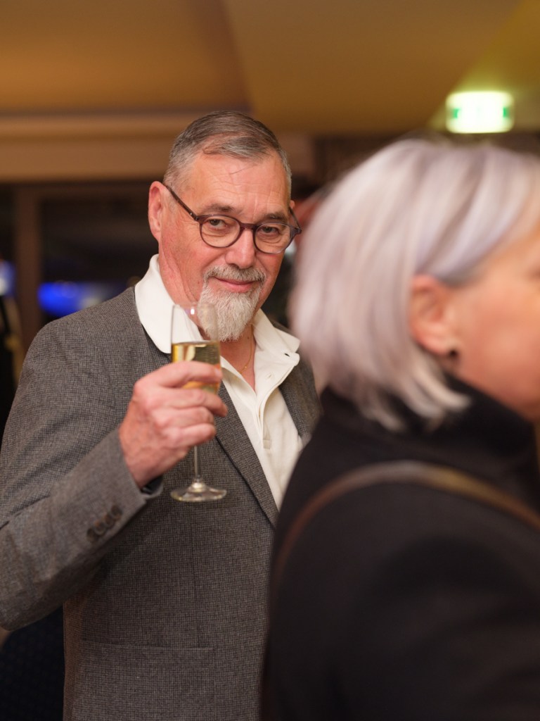 photographe événement d'entreprise, immortalisé vos moments,
portrait corporate, studio, entreprise, photographe metz, luxembourg, Grand Est, France, reportage d'entreprise, style Harcourt, 